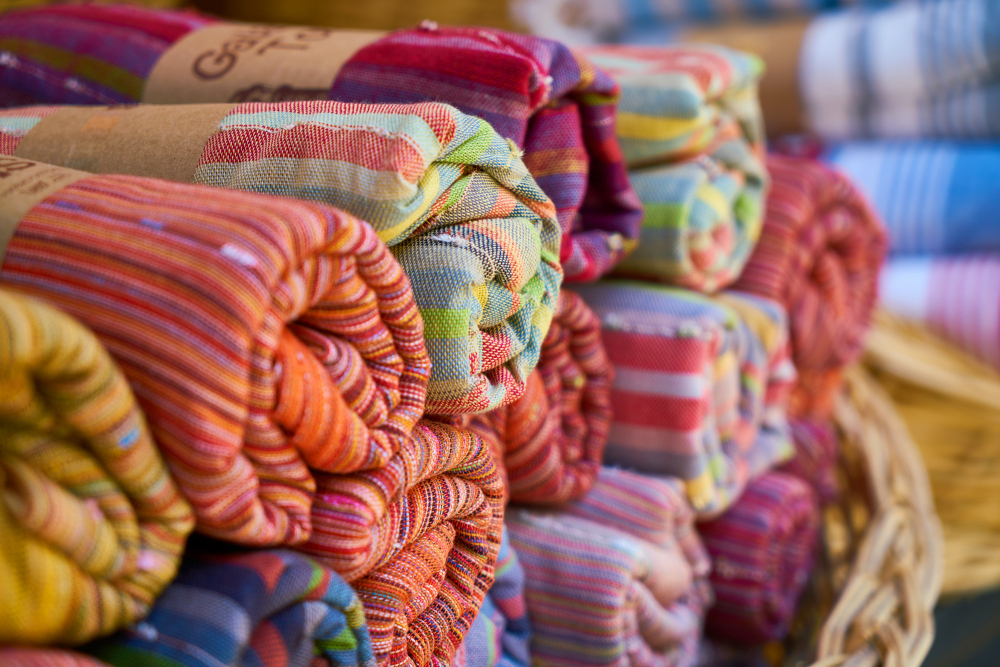 Fungsi Ragam Hias pada Bahan Tekstil